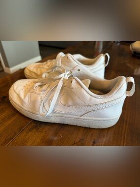 Nike Court Borough Low 2 white youth/mens sneakers